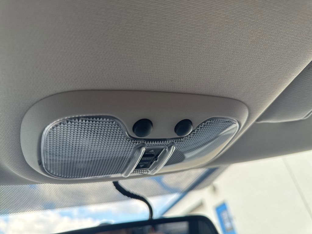 Used 2016 Jeep Patriot High Altitude image 23