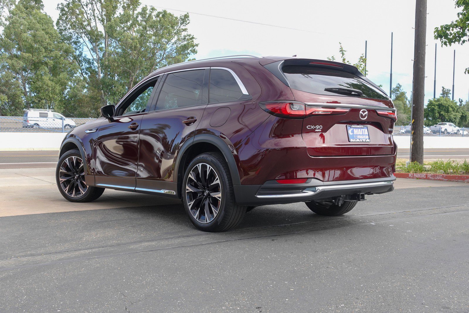 Used 2024 MAZDA CX-90 Plug-In Hybrid w/ Premium Plus image 7