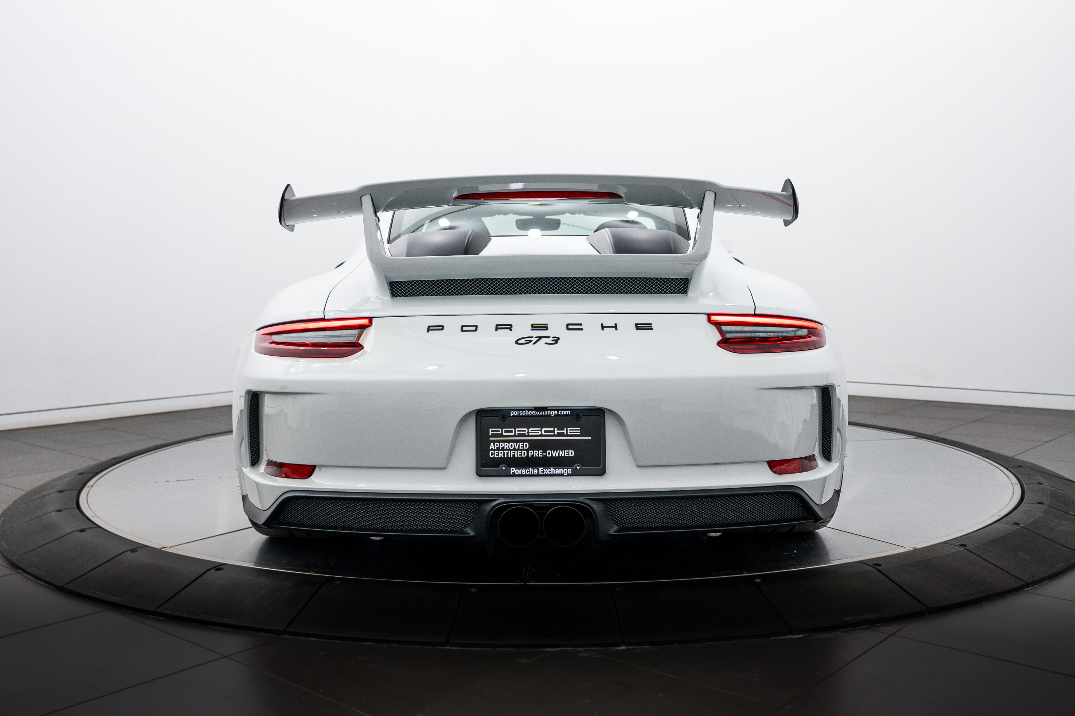 Certified 2018 Porsche 911 GT3 image 6
