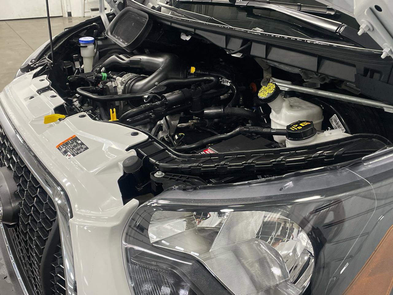 Used 2024 Ford Transit 250 XL w/ Exterior Upgrade Package image 40