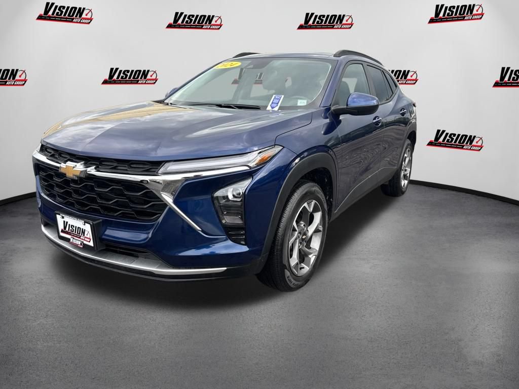 Used 2024 Chevrolet Trax LT w/ Sunroof Package