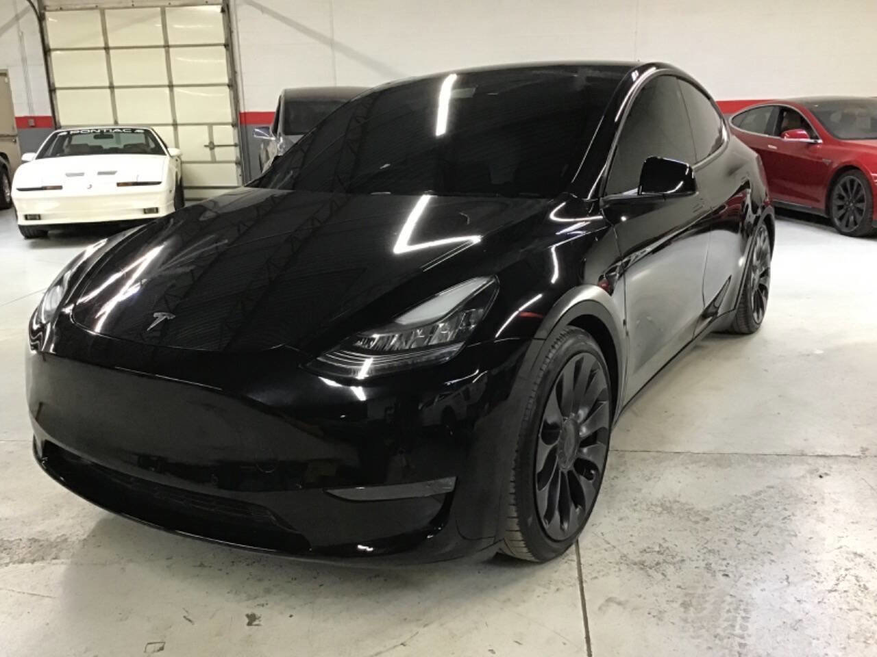 Used 2021 Tesla Model Y Performance AWD/4WD image 1