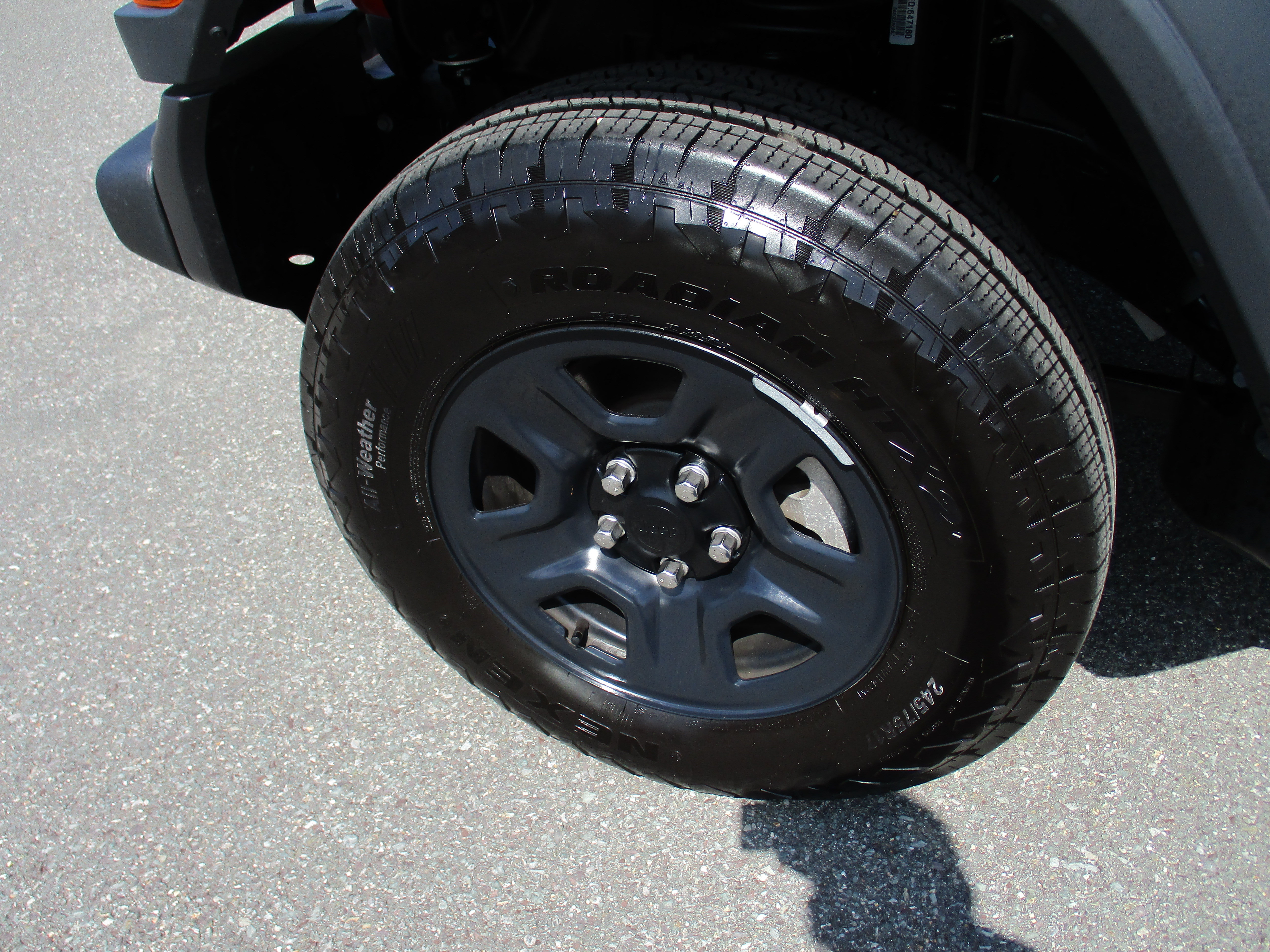 Certified 2026 Jeep Wrangler Sport AWD/4WD image 9