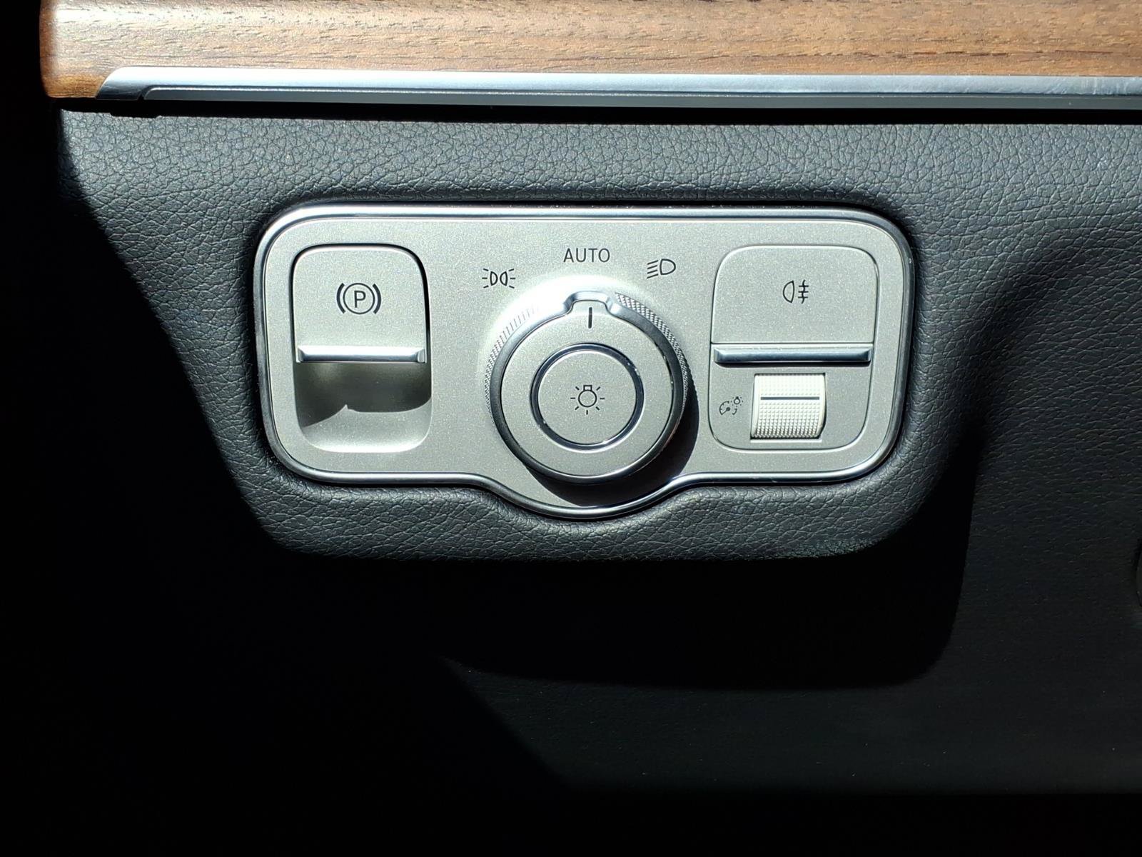 Certified 2025 Mercedes-Benz GLE 350 4MATIC image 17