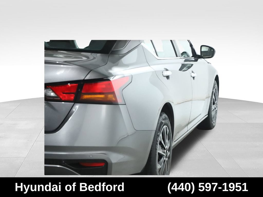 Used 2024 Nissan Altima 2.5 S FWD image 45