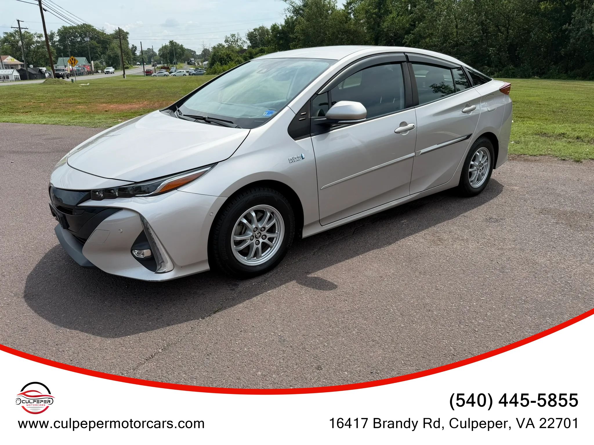 Used 2022 Toyota Prius Prime Limited FWD image 2