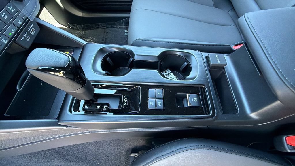 New 2026 Subaru Outback Premium AWD/4WD image 13