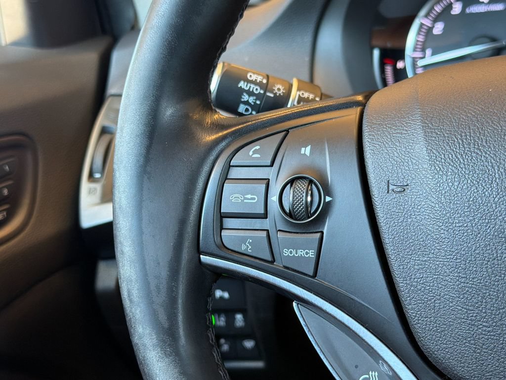 Used 2019 Acura MDX FWD w/ Advance Package image 32