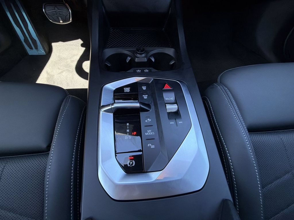 Used 2026 BMW M235i xDrive w/ Premium Package AWD/4WD image 25
