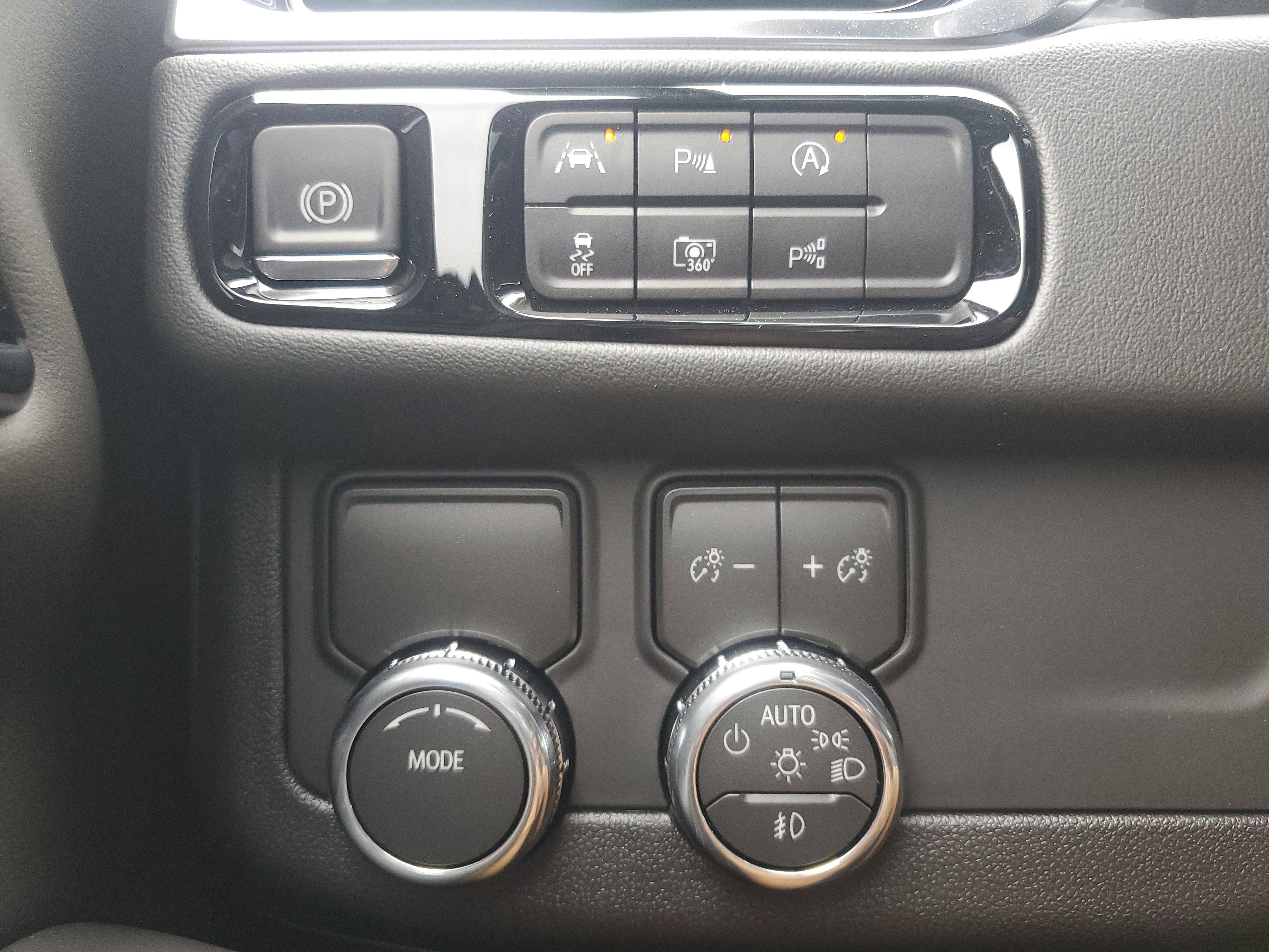 New 2026 GMC Yukon XL Elevation image 30