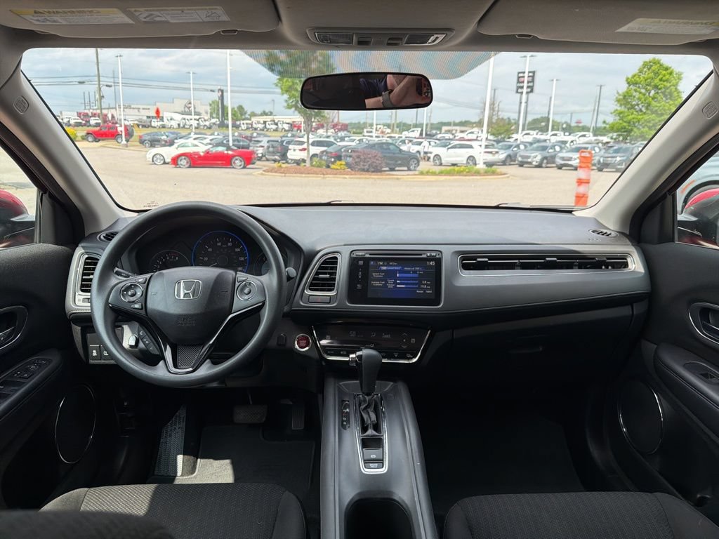 Used 2017 Honda HR-V EX image 27