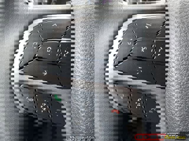 Used 2019 Jeep Grand Cherokee Altitude image 17