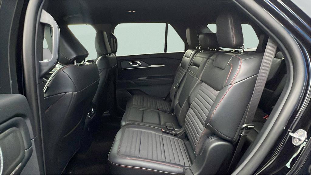 New 2026 Ford Explorer ST-Line w/ ST-Line Street Pack AWD/4WD image 11