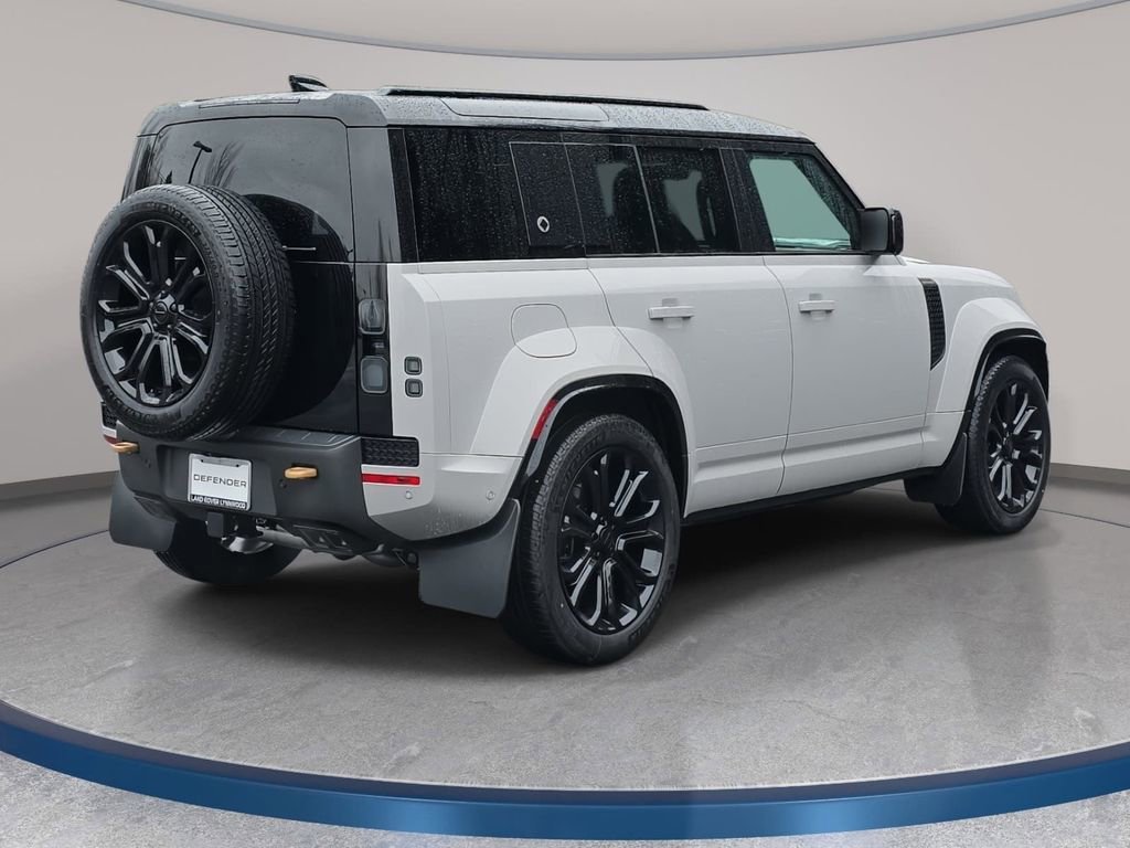 New 2026 Land Rover Defender 110 OCTA image 5