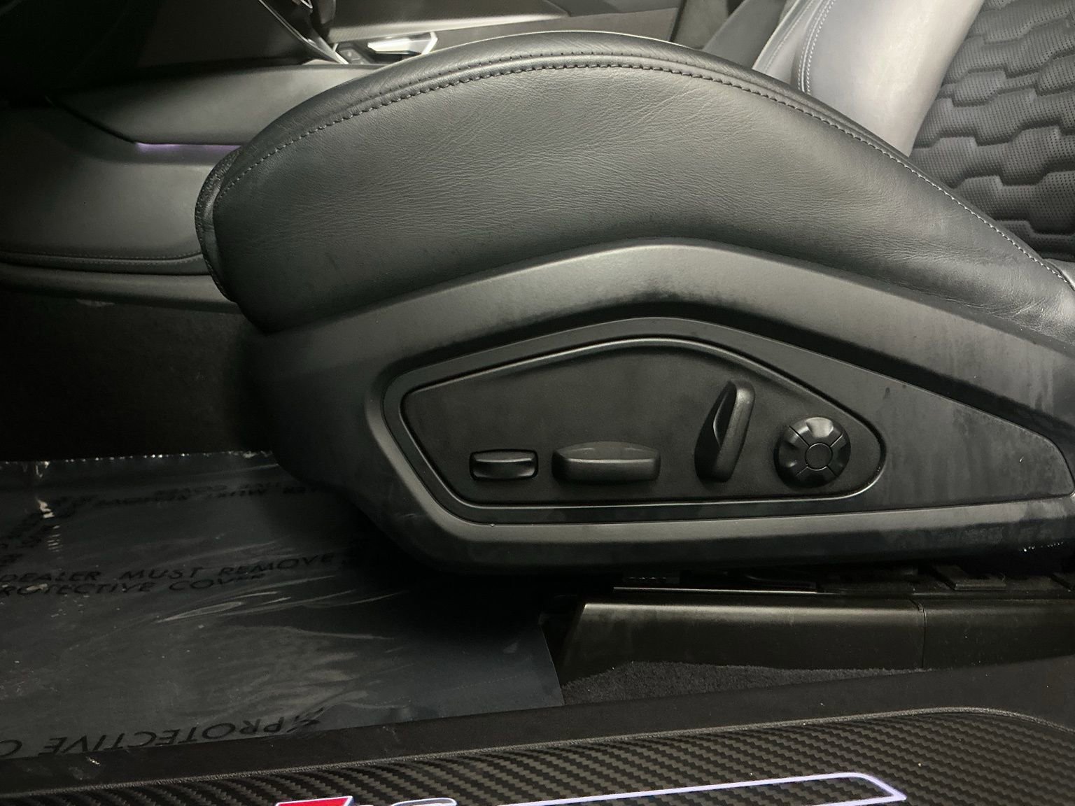 Used 2023 Audi RS e-tron GT w/ Carbon Performance Package image 16