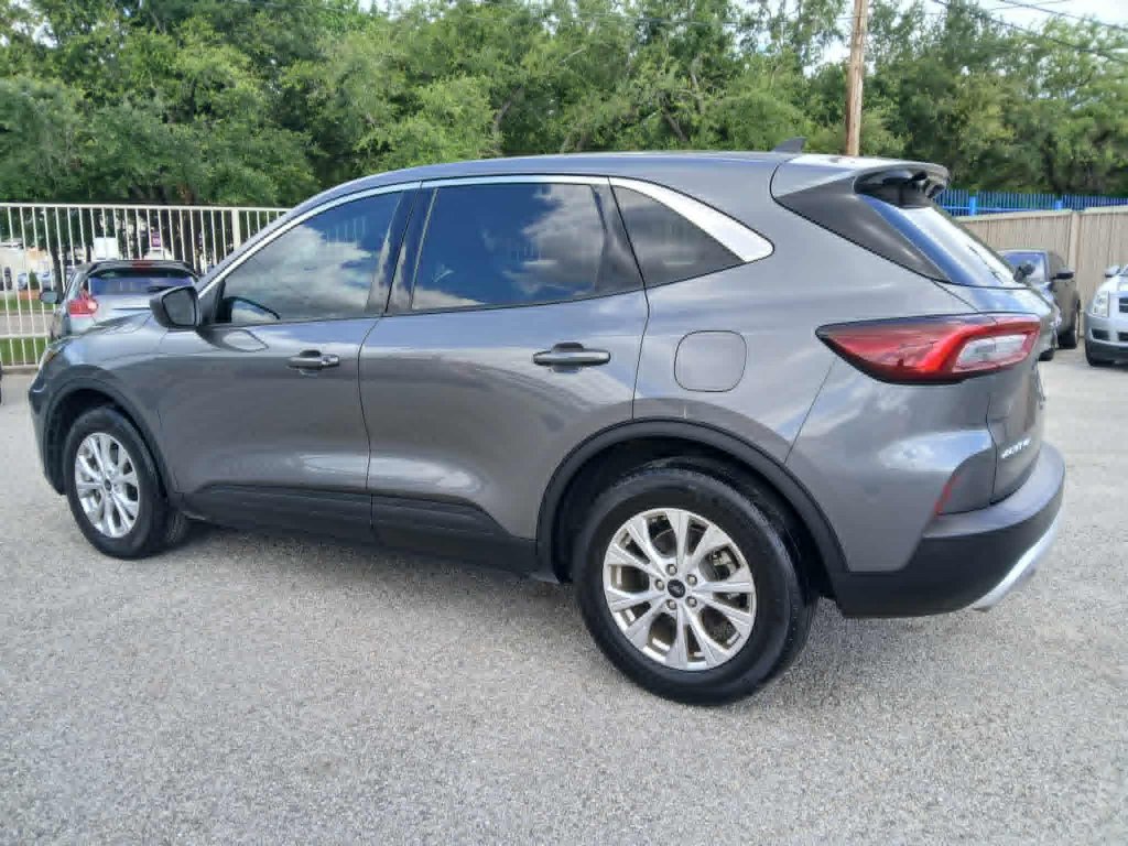 Used 2024 Ford Escape Active FWD image 7