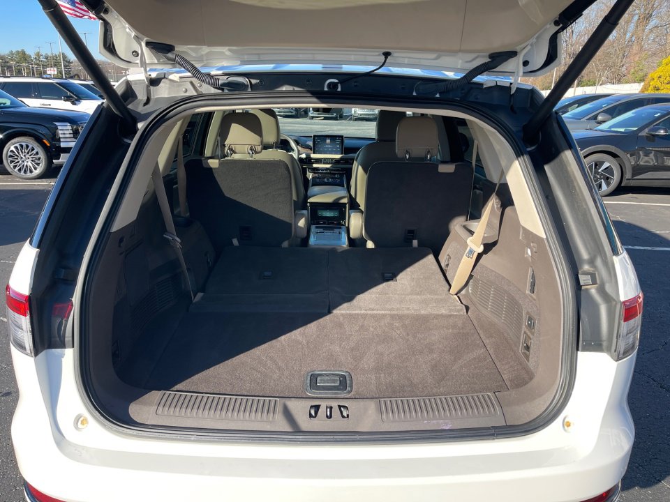 Used 2021 Lincoln Aviator Grand Touring w/ Equipment Group 301A image 15