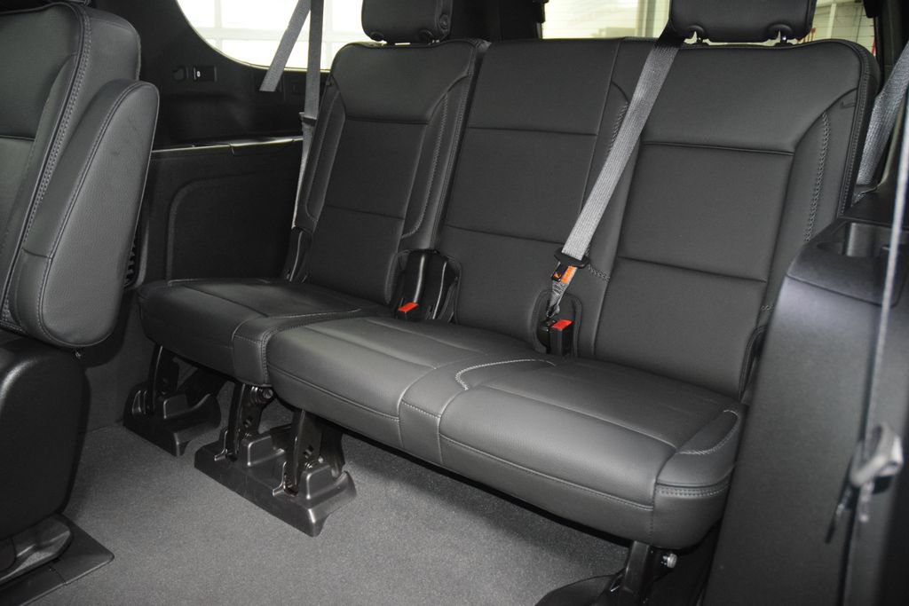Used 2024 GMC Yukon XL Denali AWD/4WD image 45