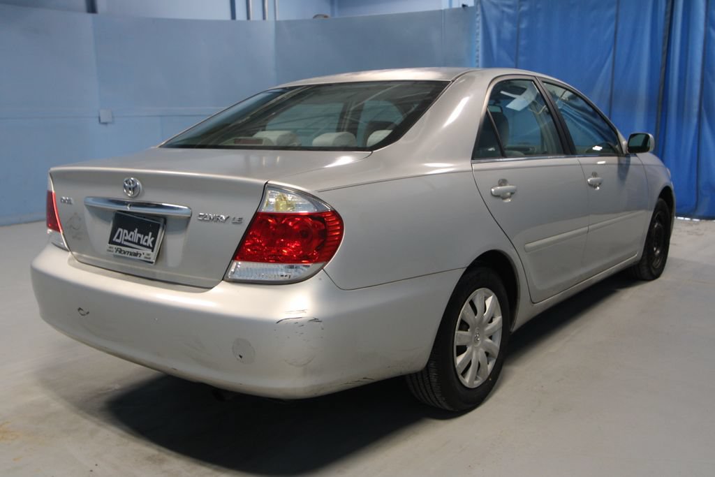Used 2006 Toyota Camry FWD image 24