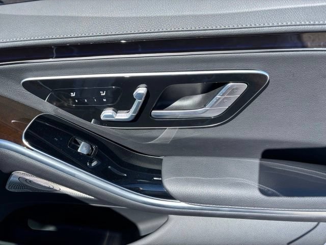 Used 2023 Mercedes-Benz S 500 4MATIC image 23