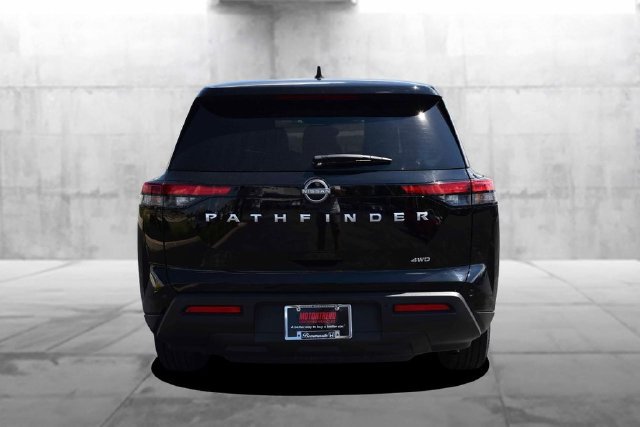 Used 2024 Nissan Pathfinder S AWD/4WD image 6