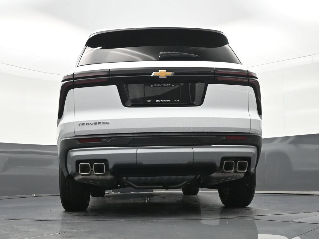 Used 2026 Chevrolet Traverse LT FWD image 27