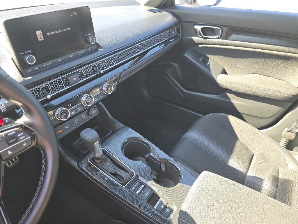 Used 2025 Honda Civic Sport image 26