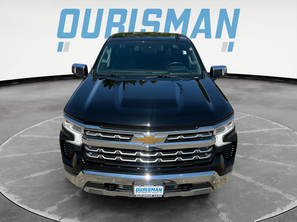 Used 2023 Chevrolet Silverado 1500 LTZ w/ LTZ Premium Package image 9