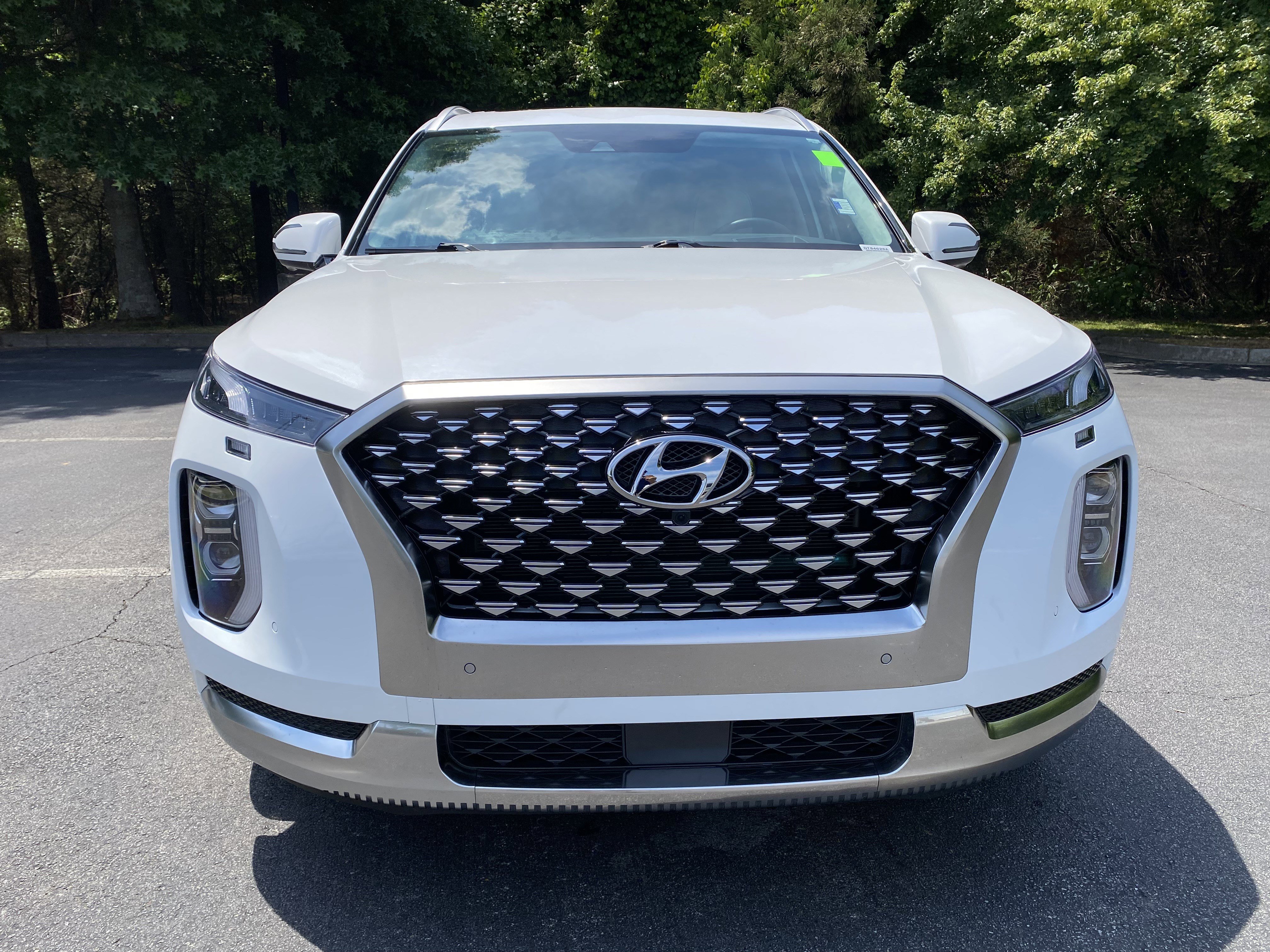 Used 2022 Hyundai Palisade Calligraphy FWD image 3