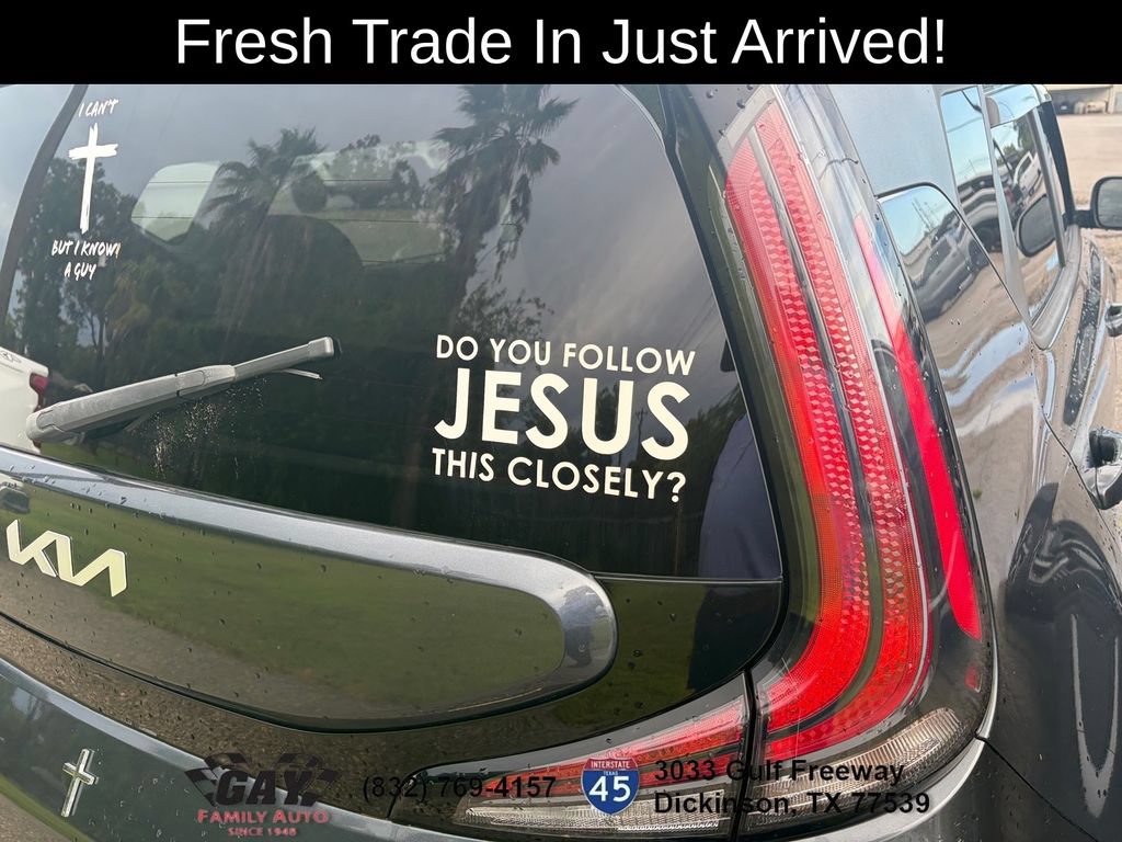 Used 2023 Kia Soul LX FWD image 10