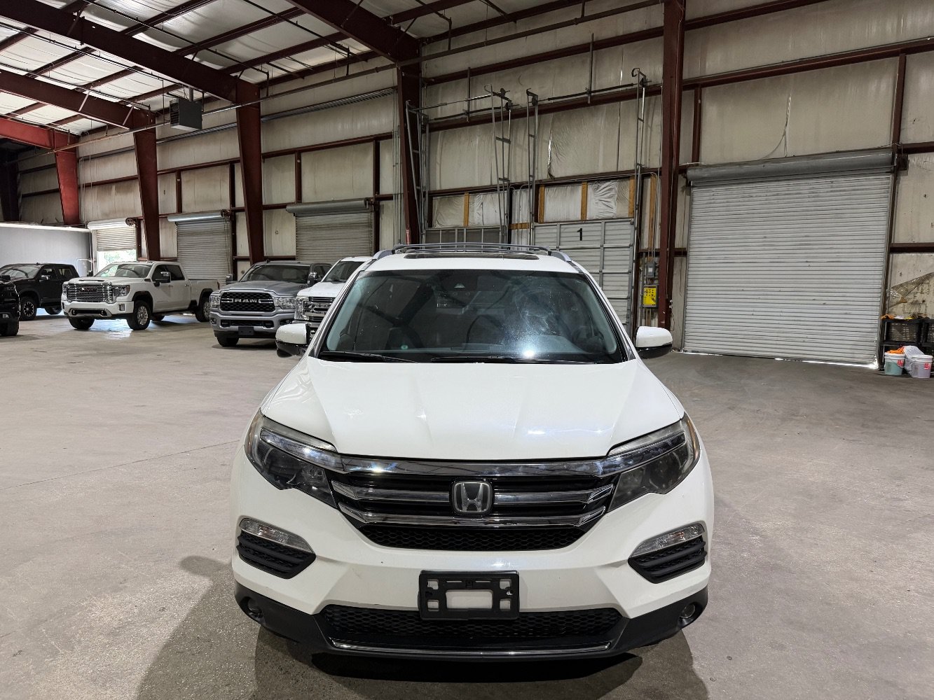 Used 2017 Honda Pilot Touring image 10
