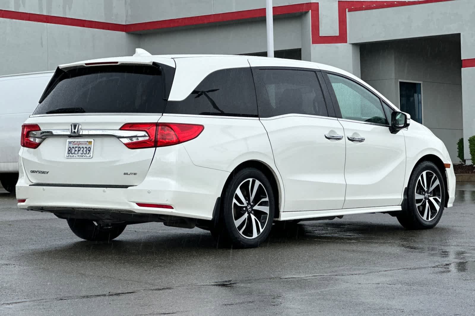 Used 2018 Honda Odyssey Elite video 2