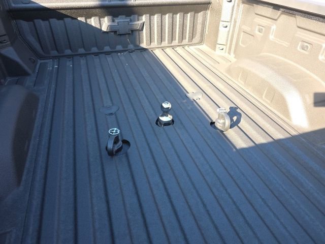 Used 2025 Chevrolet Silverado 2500 LTZ w/ LTZ Premium Package image 13