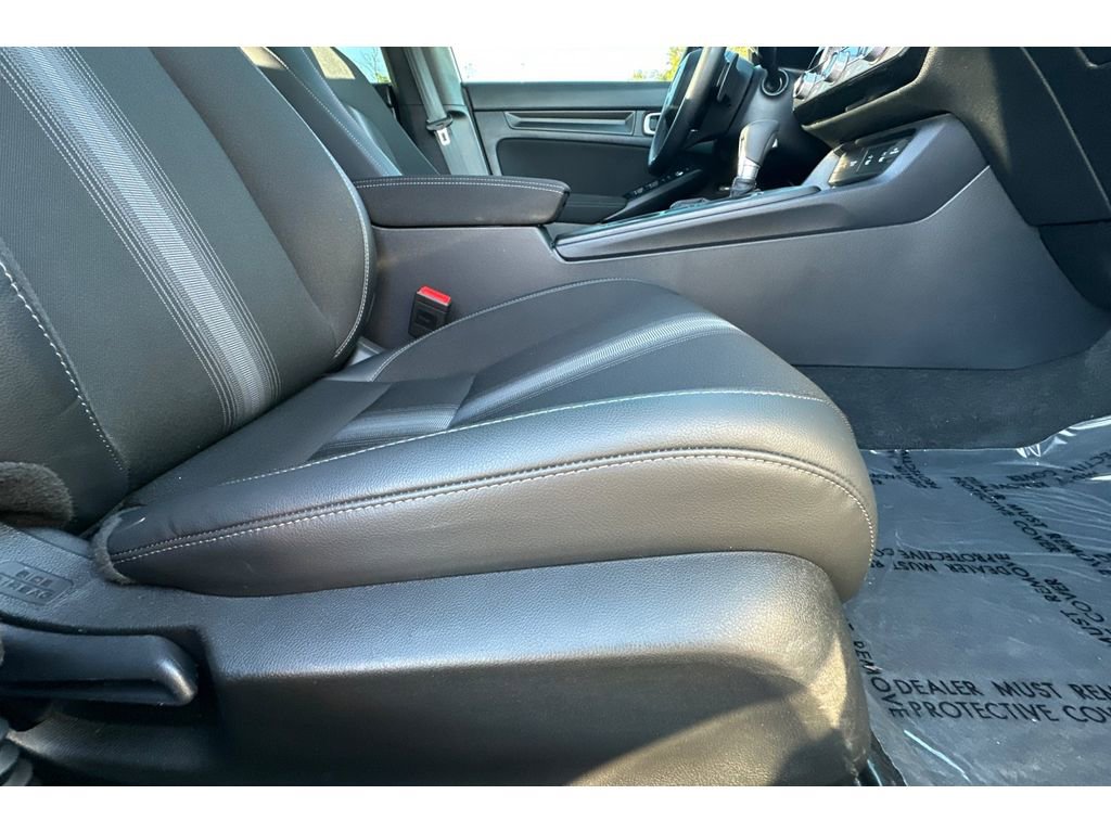 Certified 2025 Honda Civic Sport image 22