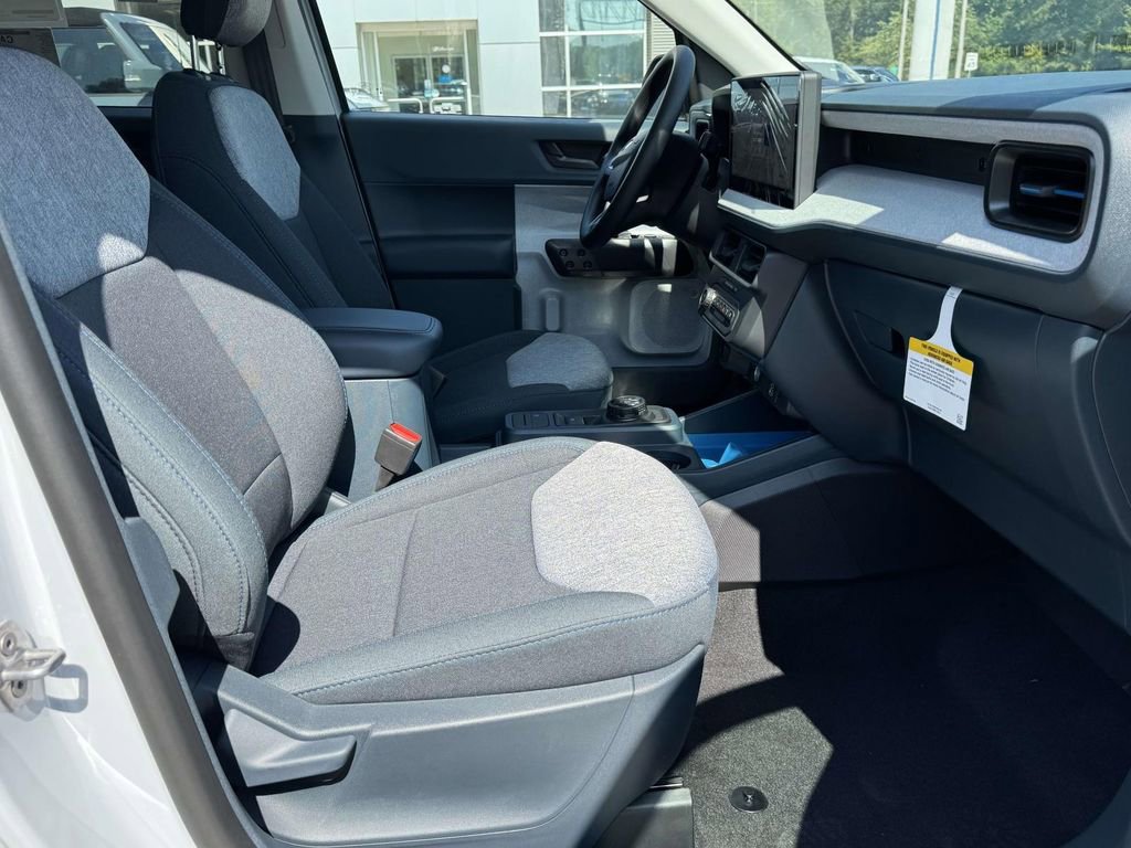 New 2025 Ford Maverick XLT image 12