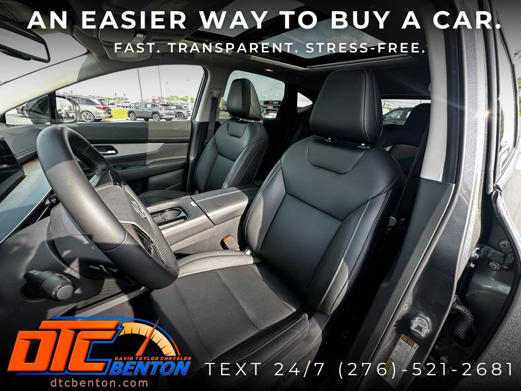 Used 2025 Nissan Murano SL AWD/4WD image 11