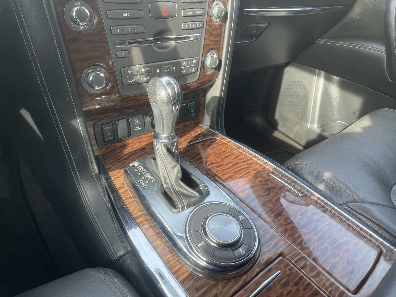 Used 2018 Nissan Armada SV w/ Driver Package RWD image 20