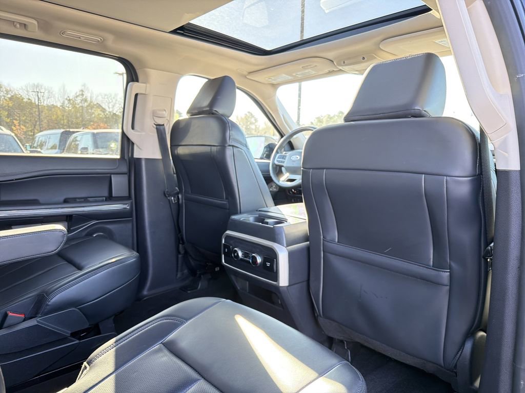 Used 2023 Ford Expedition Max XLT image 20
