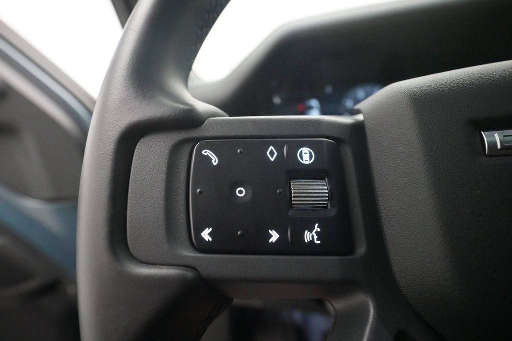 Used 2025 Land Rover Defender 110 S AWD/4WD image 17