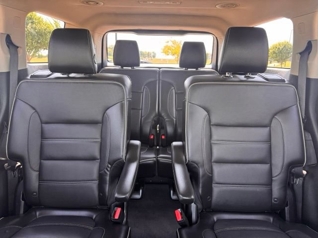 Used 2017 GMC Acadia Denali w/ Technology Package AWD/4WD image 28