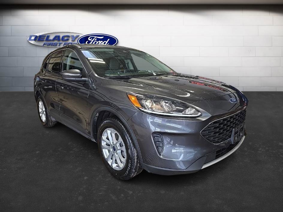 Used 2020 Ford Escape SE image 7