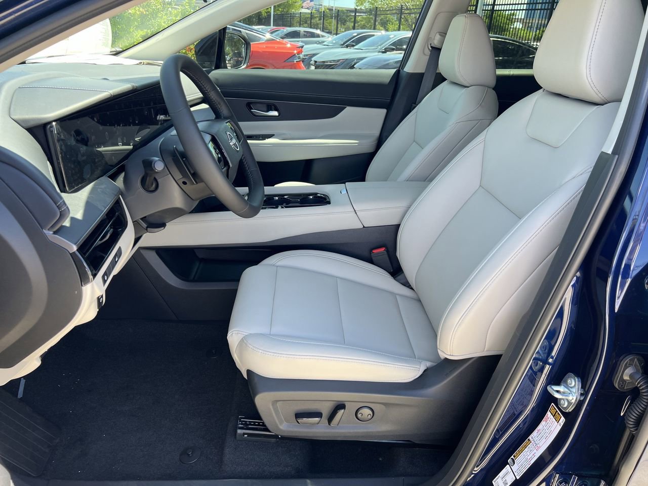 New 2026 Nissan Murano SV image 14