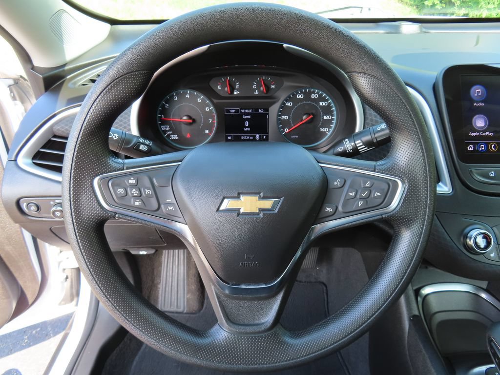 Used 2024 Chevrolet Malibu LT FWD image 16