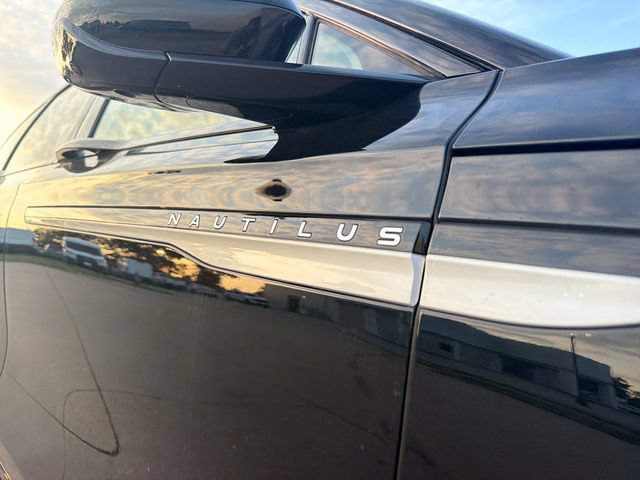 New 2026 Lincoln Nautilus Reserve AWD/4WD image 14