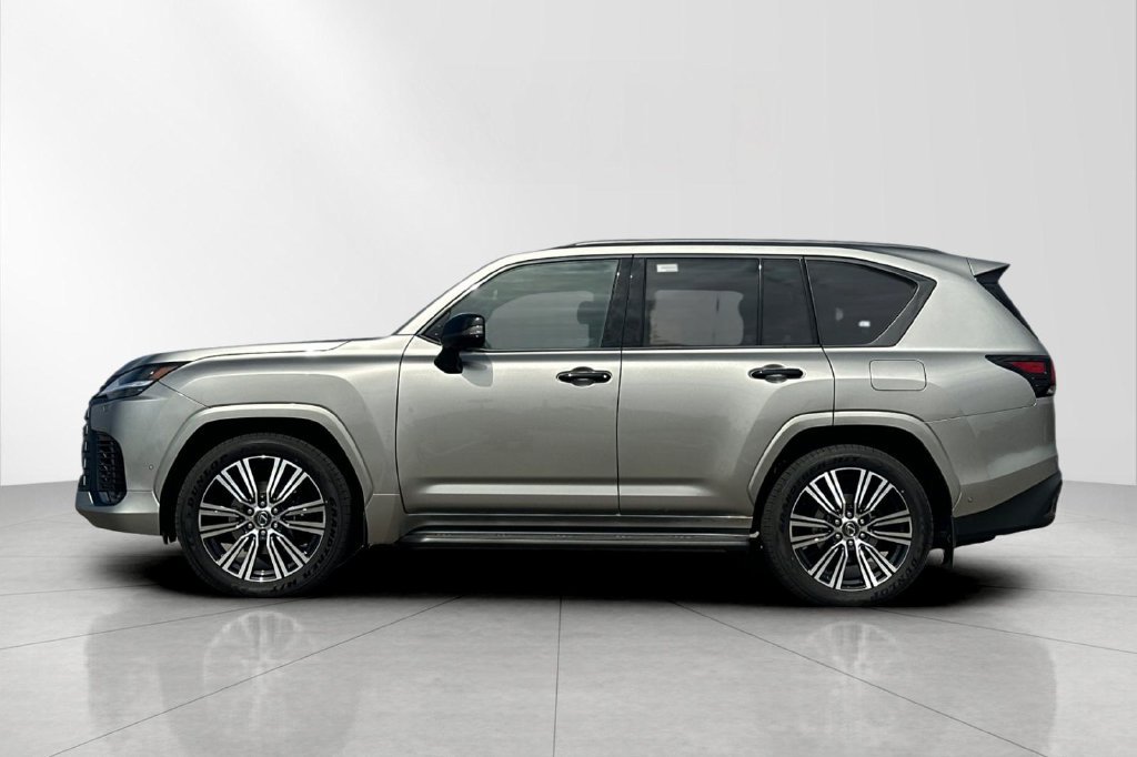 New 2026 Lexus LX 700h Luxury w/ Appearance Package AWD/4WD image 3
