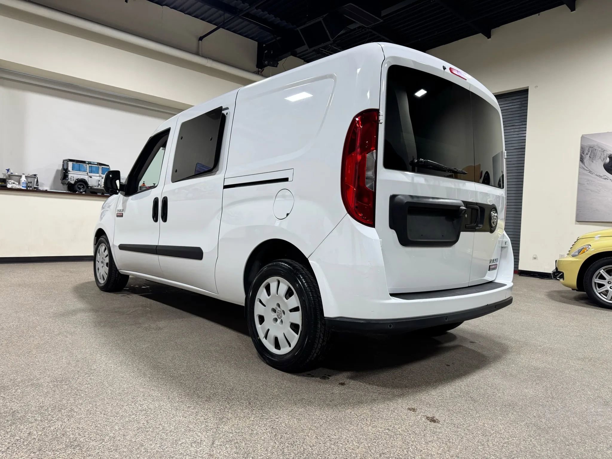 Used 2019 RAM ProMaster City Tradesman SLT image 3