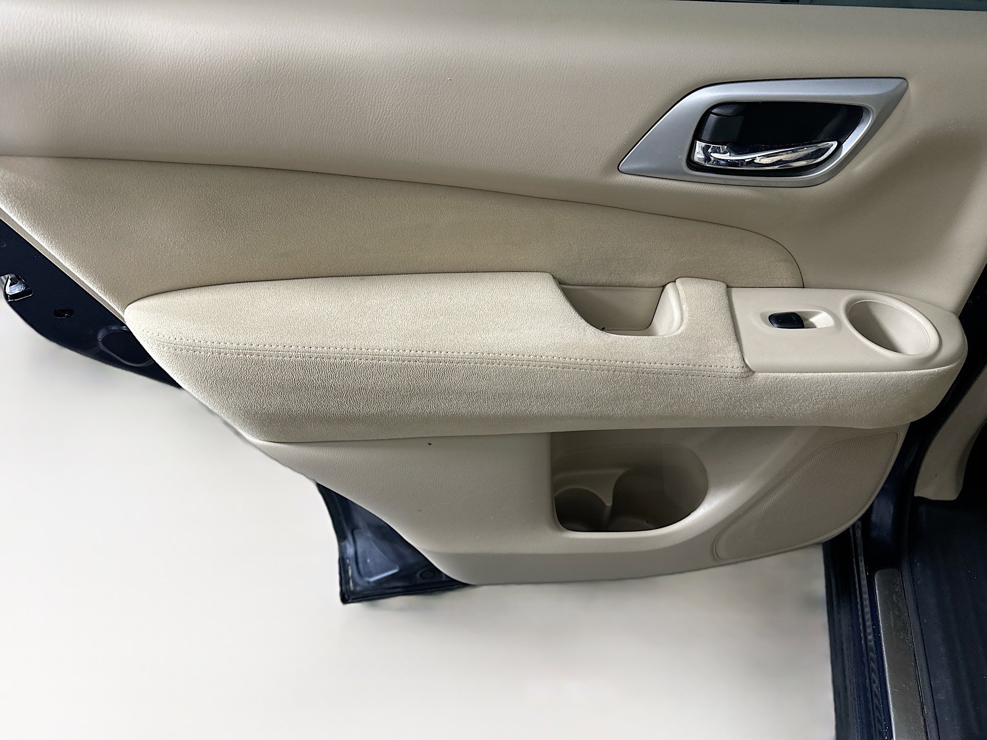 Used 2016 Nissan Pathfinder S image 23