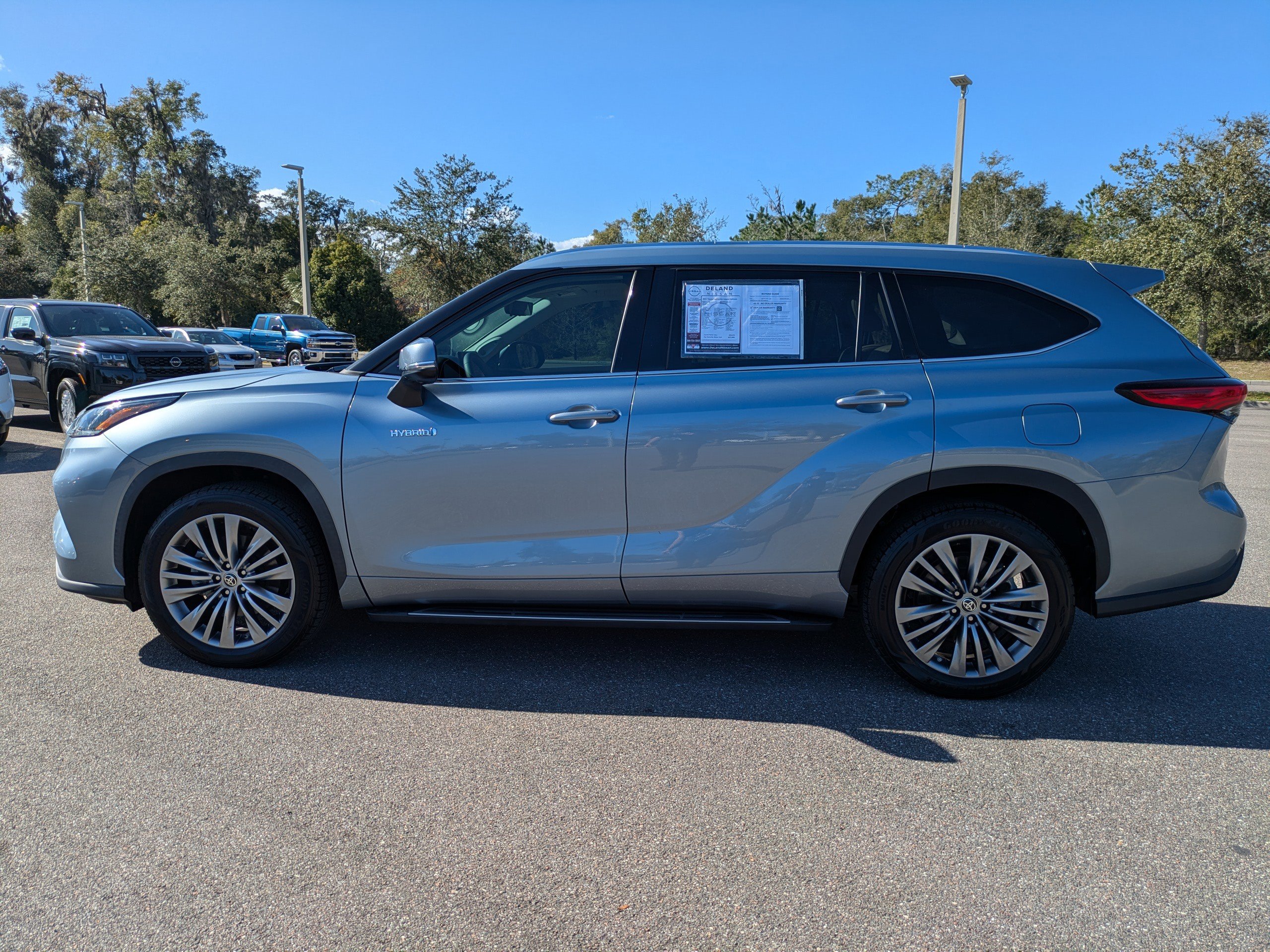 Used 2021 Toyota Highlander Platinum image 7