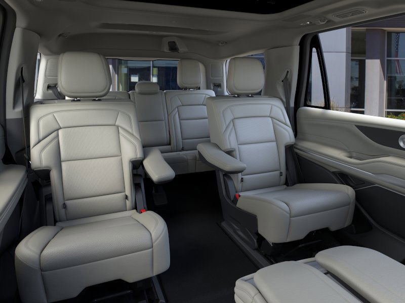 New 2026 Lincoln Navigator Reserve image 11