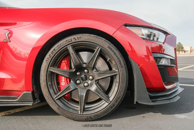 Used 2020 Ford Mustang Shelby GT500 w/ Carbon Fiber Track Pack image 89